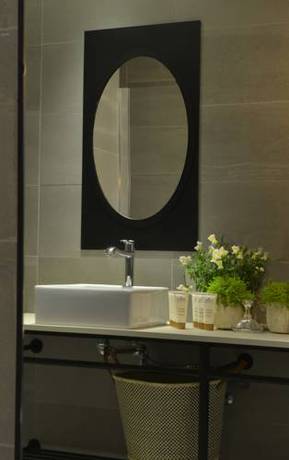 Imagen de la habitación del Hotel Le G&eacute;n&eacute;ral D'elb&eacute;e Hotel & Spa. Foto 14