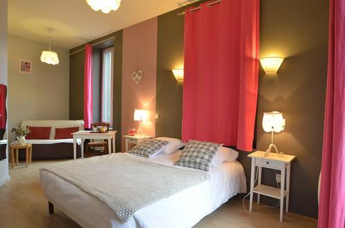 Imagen de la habitación del Hotel Le Genève. Foto 2