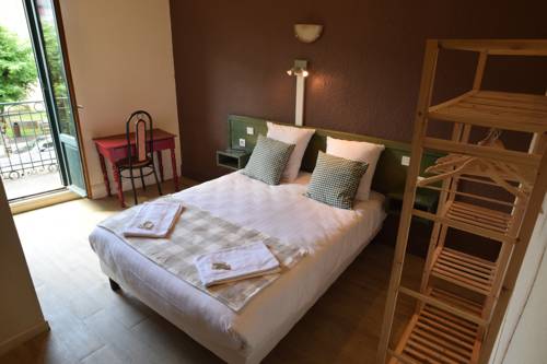 Imagen de la habitación del Hotel Le Genève. Foto 11