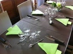 Imagen del bar/restaurante del Hotel Le Genepi. Foto 2