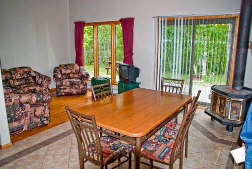 Imagen de la habitación del Hotel Le Genevrier. Foto 10