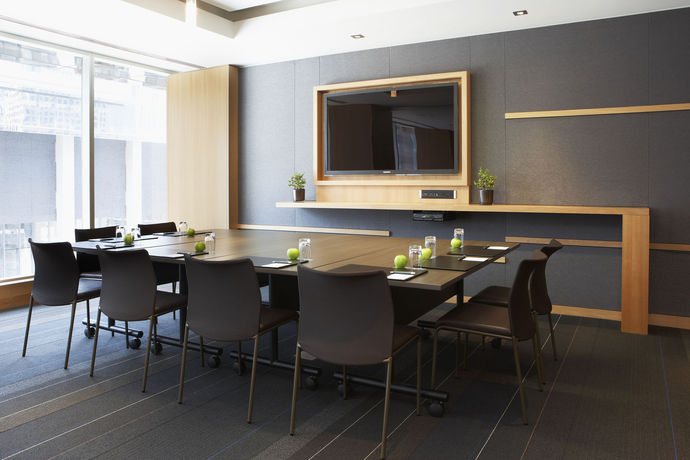 Imagen de los interiores del Hotel Le Germain Maple Leaf Square. Foto 8