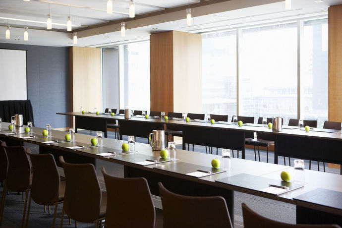 Imagen de los interiores del Hotel Le Germain Maple Leaf Square. Foto 10