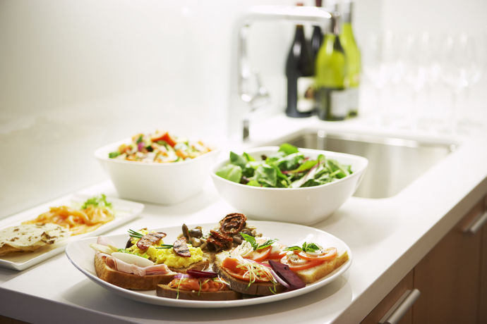 Imagen del bar/restaurante del Hotel Le Germain Maple Leaf Square. Foto 3