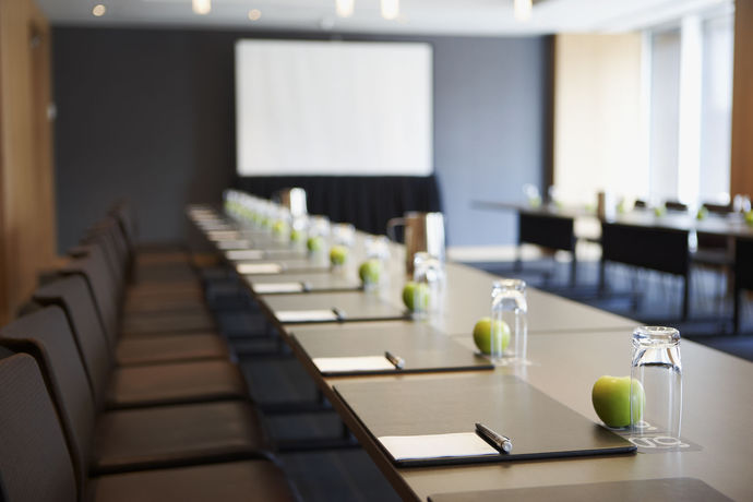 Imagen de los interiores del Hotel Le Germain Maple Leaf Square. Foto 12