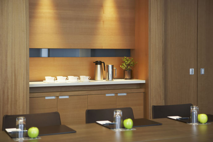 Imagen de los interiores del Hotel Le Germain Maple Leaf Square. Foto 15