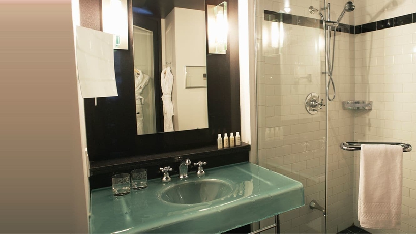 Imagen de la habitación del Hotel Le Germain Québec. Foto 13