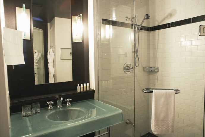 Imagen de la habitación del Hotel Le Germain Québec. Foto 15