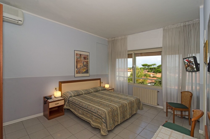 Imagen de la habitación del Hotel Le Ginestre, Pietrasanta. Foto 4