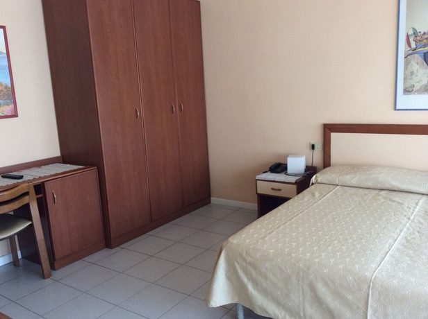 Imagen de la habitación del Hotel Le Ginestre, Pietrasanta. Foto 16