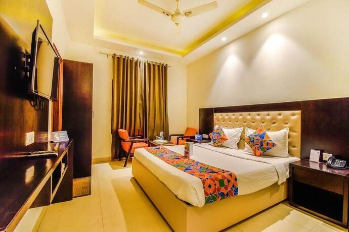 Imagen de la habitación del Hotel Le Golden. Foto 17