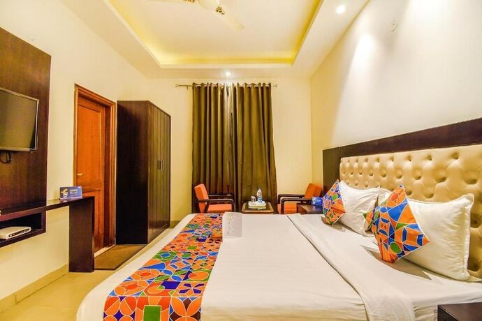 Imagen de la habitación del Hotel Le Golden. Foto 18