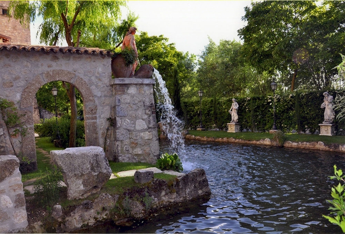 Imagen de los exteriores del Hotel Le Gole. Foto 5