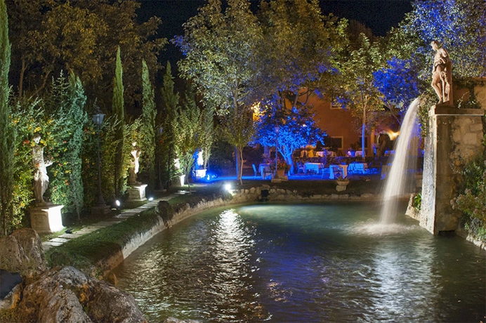 Imagen de los exteriores del Hotel Le Gole. Foto 9