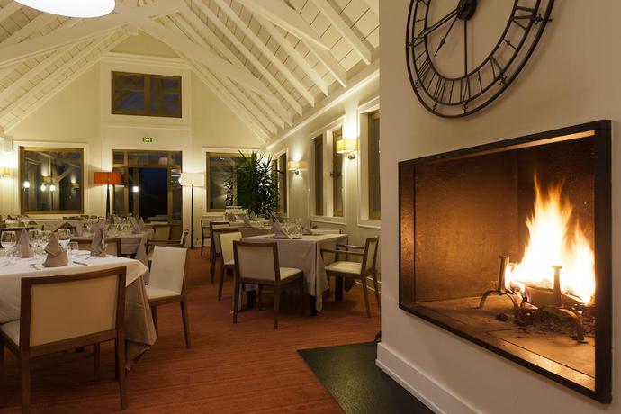 Imagen de los interiores del Hotel Le Golf Parc Robert Hersant. Foto 10
