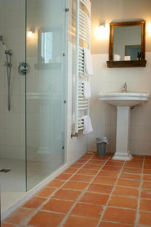 Imagen de la habitación del Hotel Le Golf Parc Robert Hersant. Foto 5