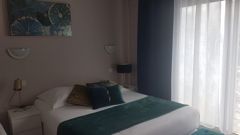 Imagen de la habitación del Hotel Le Golfe Bleu. Foto 10