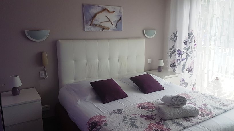 Imagen de la habitación del Hotel Le Golfe Bleu. Foto 14