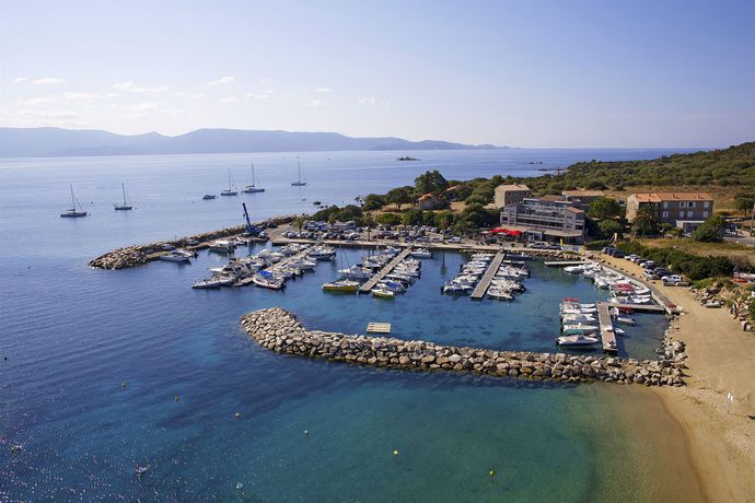 Imagen de la habitación del Hotel Le Golfe, Serra-di-Ferro. Foto 5