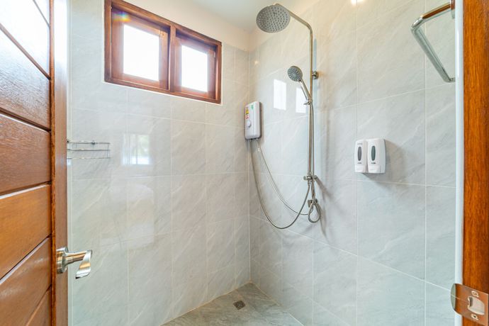 Imagen de la habitación del Hotel Le Grand Bleu Hotel. Foto 4