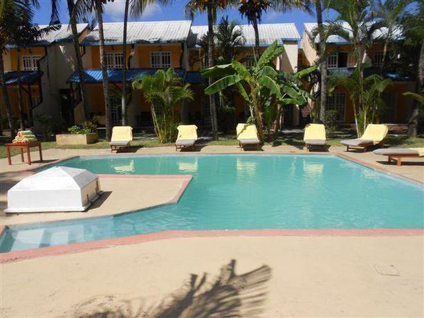 Imagen de la piscina del Hotel Le Grand Bleu, Trou aux Biches. Foto 12