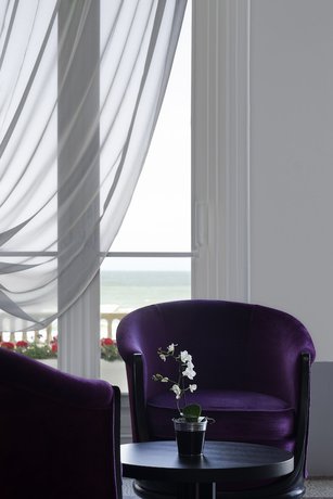 Imagen de los interiores del Hotel Le Grand Cabourg - Mgallery. Foto 18