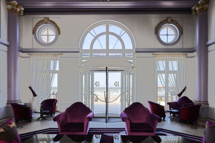 Imagen de los interiores del Hotel Le Grand Cabourg - Mgallery. Foto 19