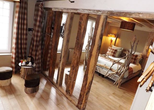 Imagen de la habitación del Hotel Le Grand Cerf And Spa. Foto 2