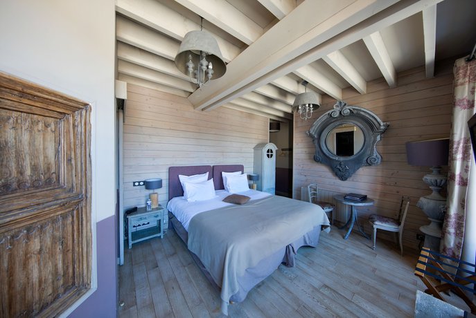 Imagen de la habitación del Hotel Le Grand Cerf And Spa. Foto 5