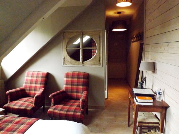 Imagen de la habitación del Hotel Le Grand Cerf And Spa. Foto 17