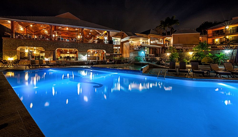 Imagen de la piscina del Hotel Le Grand Courlan Spa Resort - Adults Only. Foto 13
