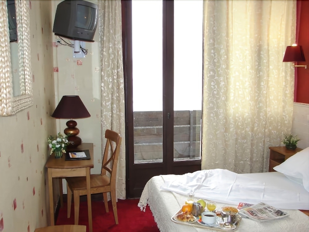 Imagen de la habitación del Hotel Le Grand De Besse. Foto 12