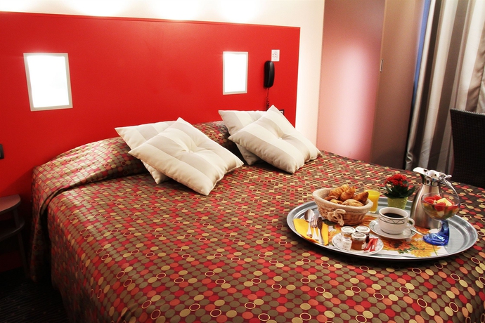 Imagen de la habitación del Hotel Le Grand De Valenciennes. Foto 8