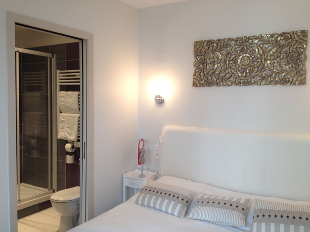 Imagen de la habitación del Hotel Le Grand Des Bains Spa. Foto 4