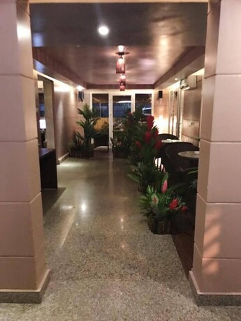 Imagen de los interiores del Hotel Le Grand Hanoi. Foto 39