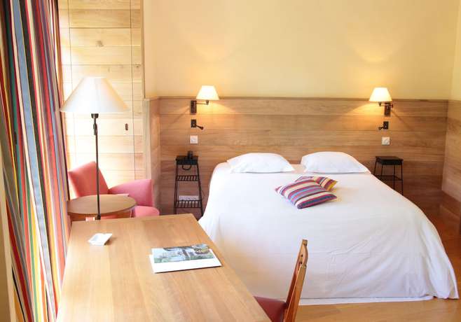 Imagen de la habitación del Hotel Le Grand H&ocirc;tel, Les Bains de Molitg. Foto 7