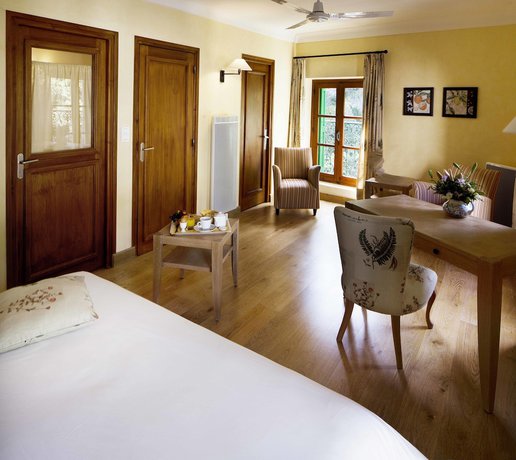 Imagen de la habitación del Hotel Le Grand H&ocirc;tel, Les Bains de Molitg. Foto 9