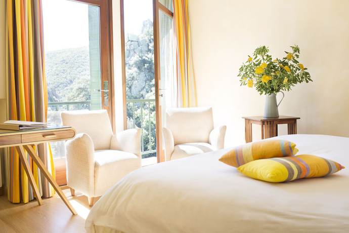 Imagen de la habitación del Hotel Le Grand H&ocirc;tel, Les Bains de Molitg. Foto 10