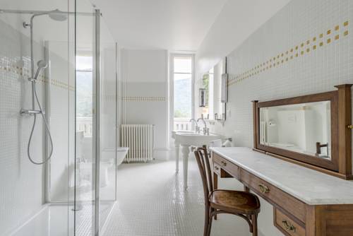 Imagen de la habitación del Hotel Le Grand H&ocirc;tel Thermal. Foto 4