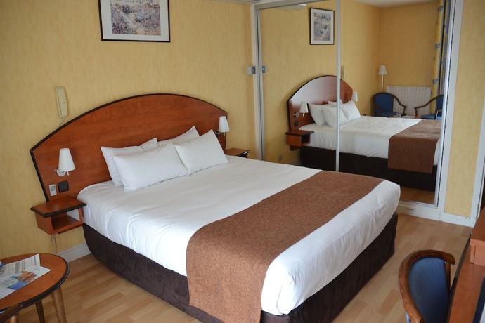 Imagen de la habitación del Hotel Le Grand Hotel, DAX. Foto 9