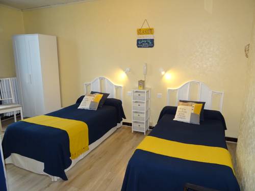 Imagen de la habitación del Hotel Le Grand Hotel. Foto 5