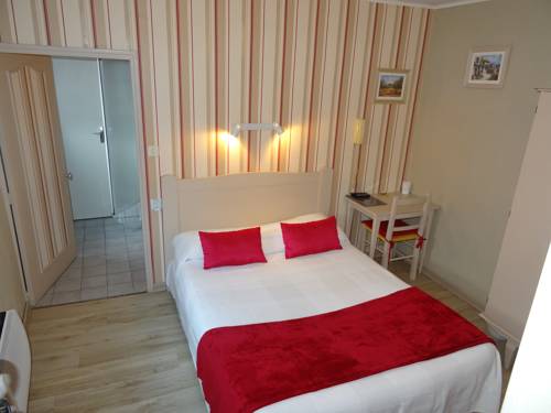 Imagen de la habitación del Hotel Le Grand Hotel. Foto 9