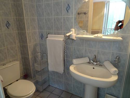 Imagen de la habitación del Hotel Le Grand Hotel. Foto 12