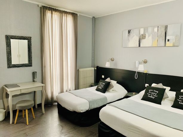 Imagen de la habitación del Hotel Le Grand Hotel. Foto 11