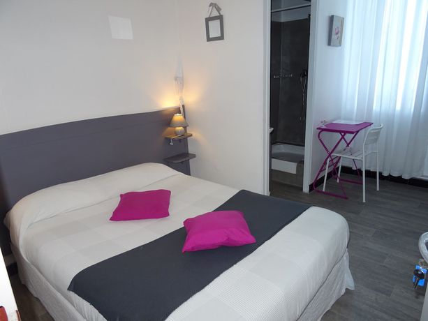 Imagen de la habitación del Hotel Le Grand Hotel. Foto 14