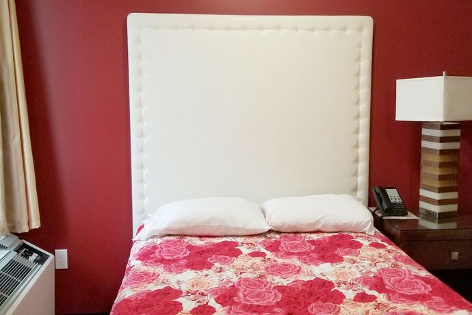 Imagen general del Hotel Le Grand Kent Motel. Foto 5