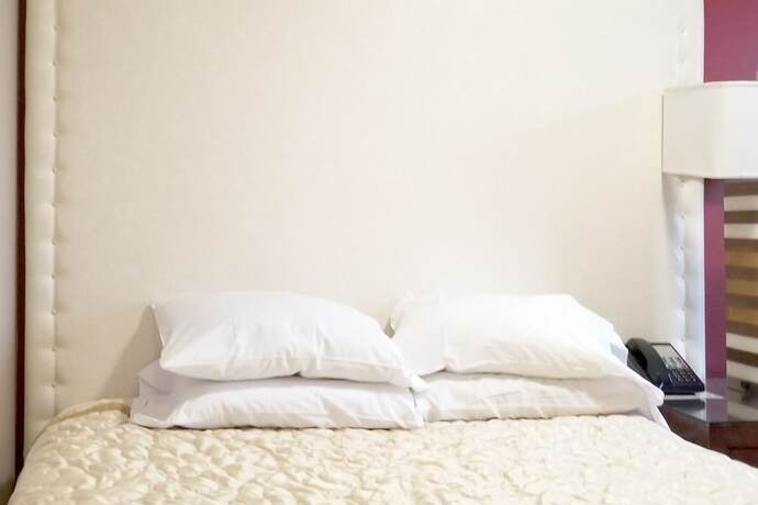 Imagen de la habitación del Hotel Le Grand Kent Motel. Foto 20