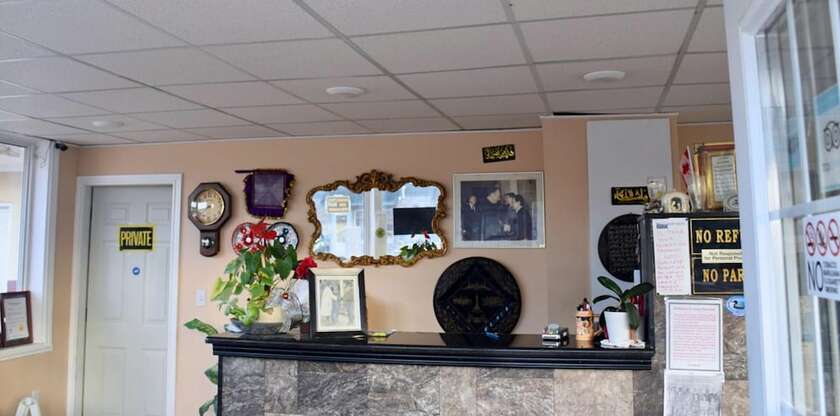 Imagen general del Hotel Le Grand Kent Motel. Foto 7