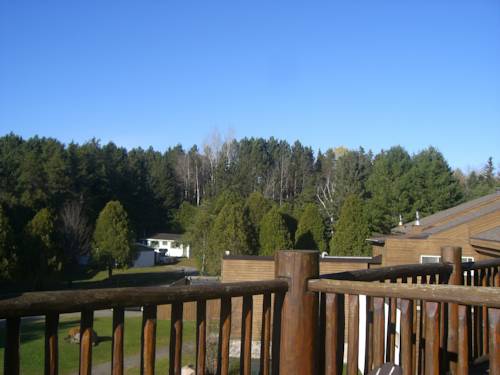 Imagen de la habitación del Hotel Le Grand Lodge Mont Tremblant. Foto 7