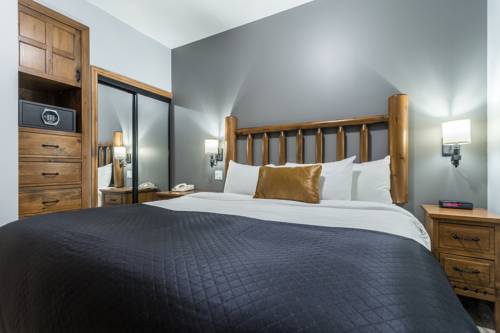 Imagen de la habitación del Hotel Le Grand Lodge Mont Tremblant. Foto 9